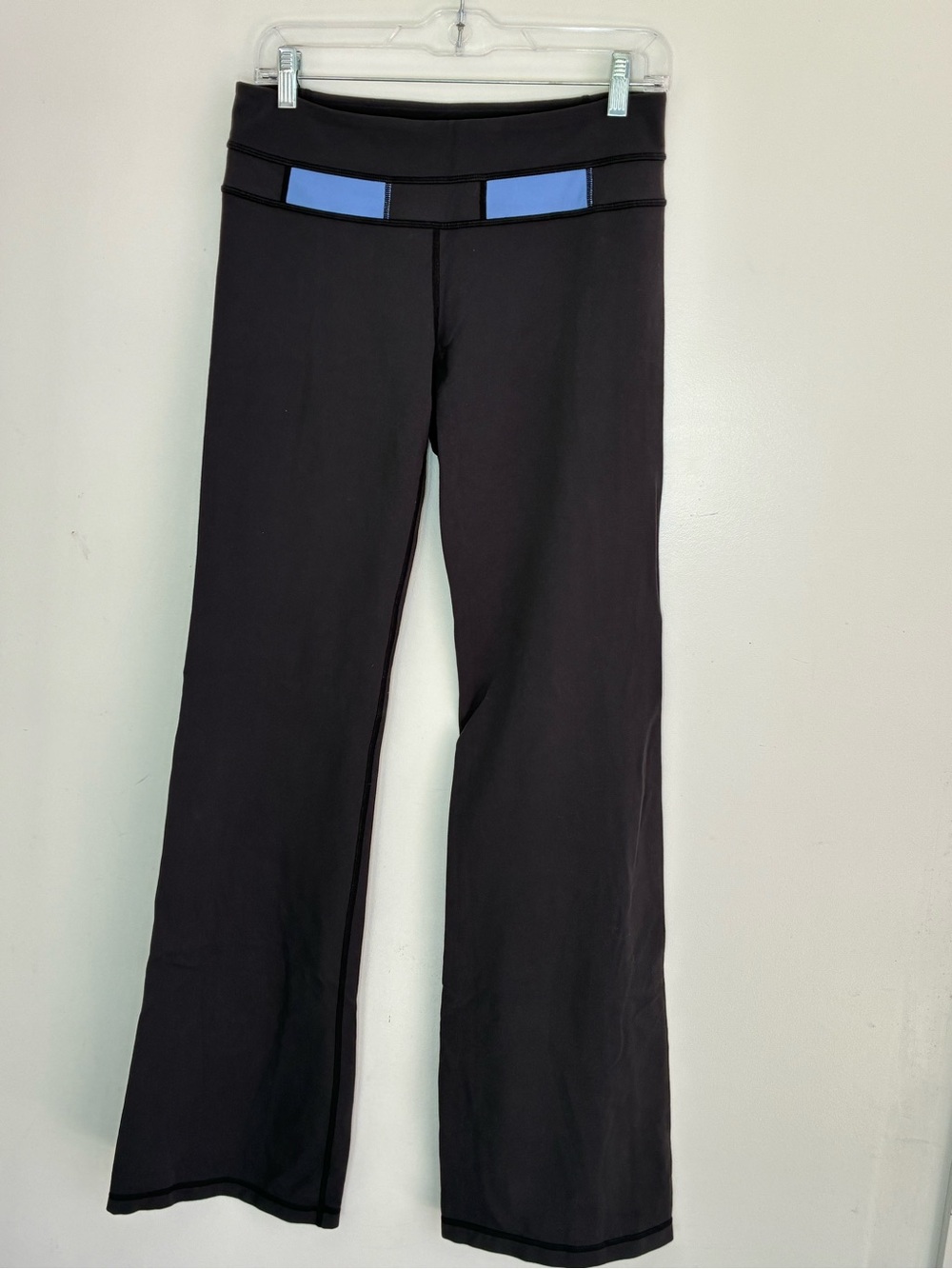Vintage Lululemon Grey Wide-Leg Workout Pants with Blue Trim 8